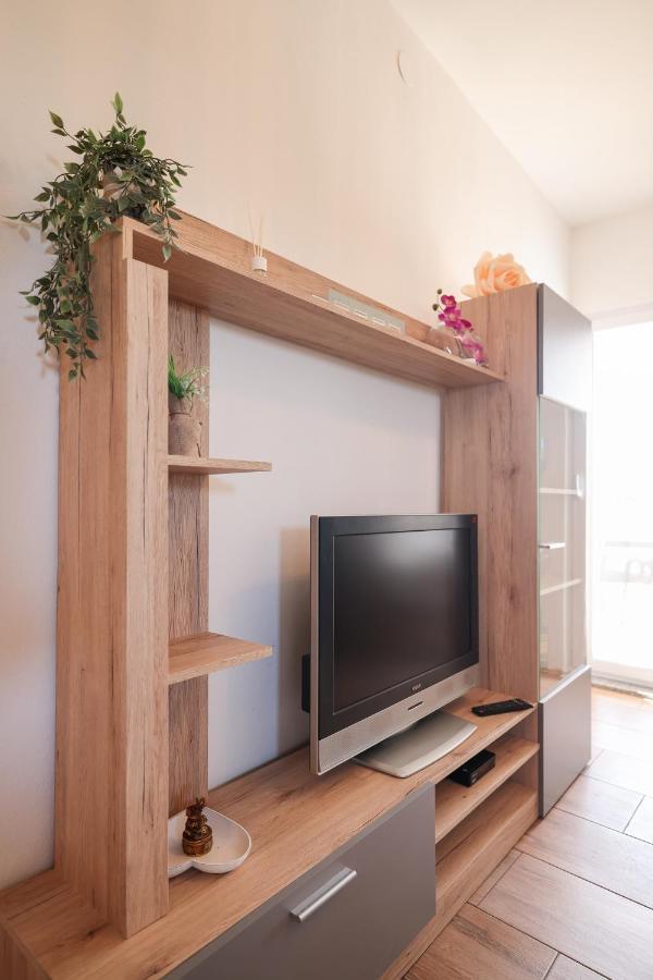 Apartments Miky Vrsi Ngoại thất bức ảnh