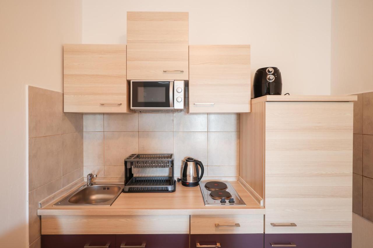 Apartments Miky Vrsi Ngoại thất bức ảnh
