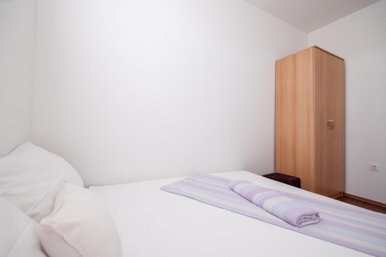 Apartments Miky Vrsi Ngoại thất bức ảnh