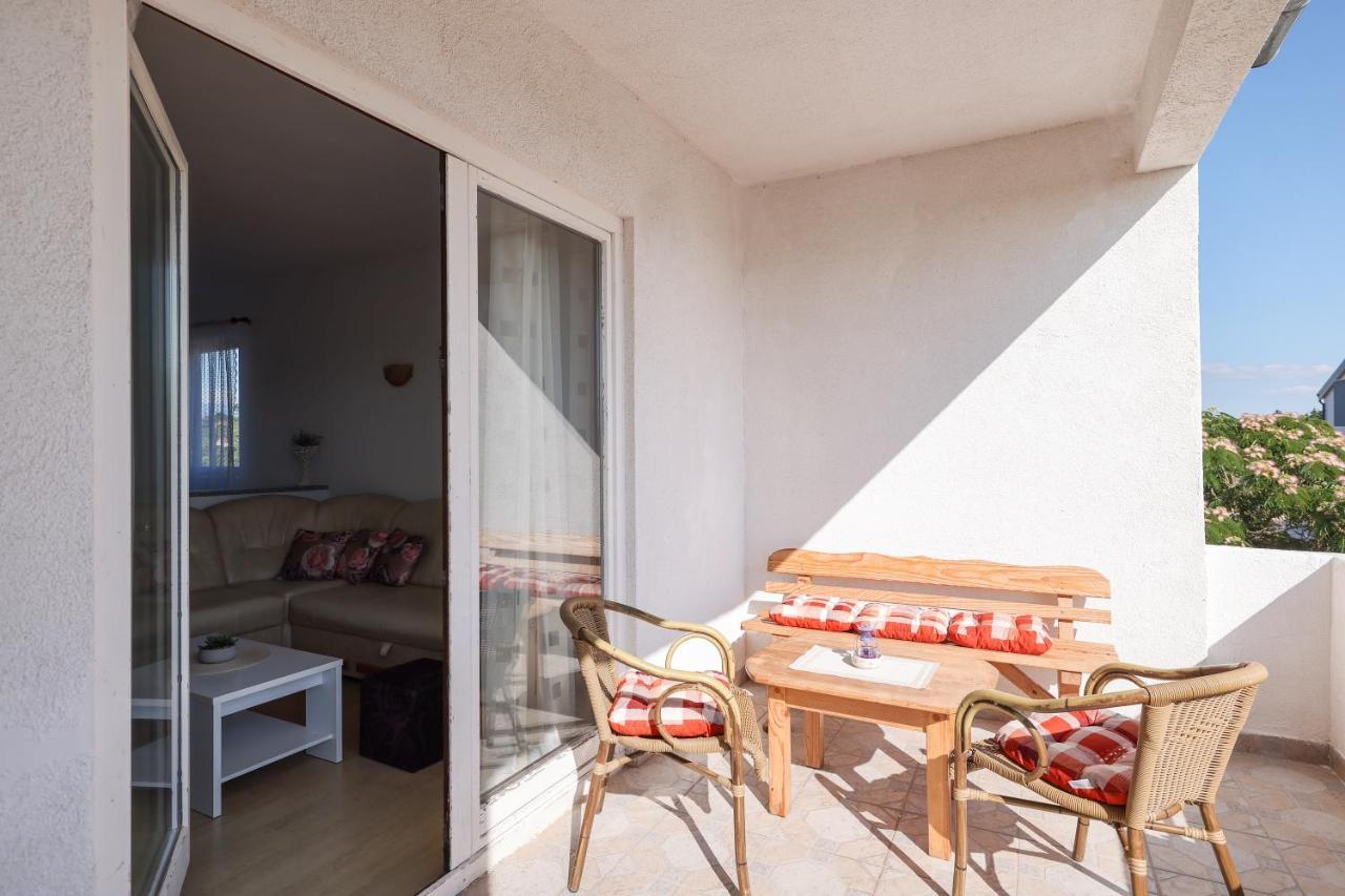Apartments Miky Vrsi Ngoại thất bức ảnh